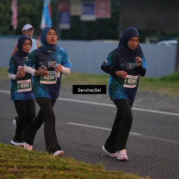 Runner Photo 4447112