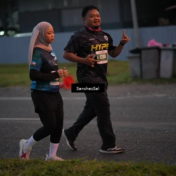 Runner Photo 4447196
