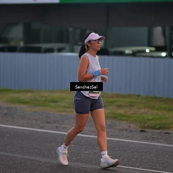 Runner Photo 4447214