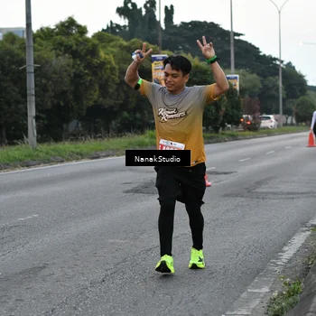Runner Photo 4447239
