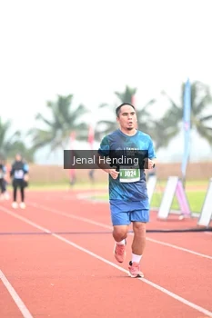 Runner Photo 4447240