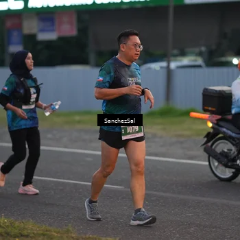 Runner Photo 4447266