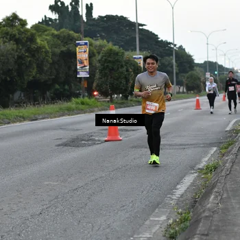 Runner Photo 4447318