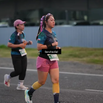 Runner Photo 4447368