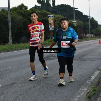 Runner Photo 4447372