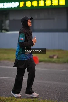 Runner Photo 4447393