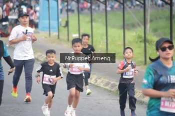 Runner Photo 4447400