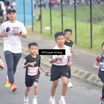 Runner Photo 4447402