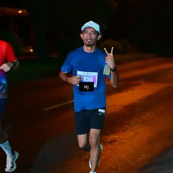 Runner Photo 4447410