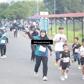 Runner Photo 4447416