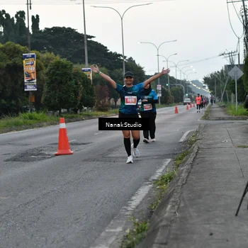 Runner Photo 4447454