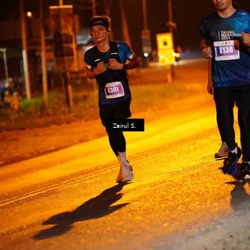 Runner Photo 4447465