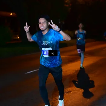 Runner Photo 4447503
