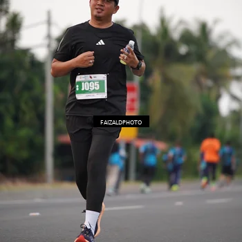 Runner Photo 4447521