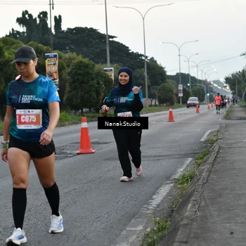 Runner Photo 4447525