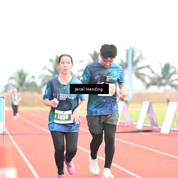 Runner Photo 4447554