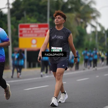 Runner Photo 4447605
