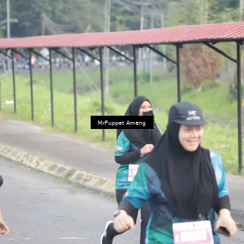 Runner Photo 4447618