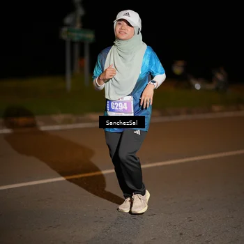 Runner Photo 4447694