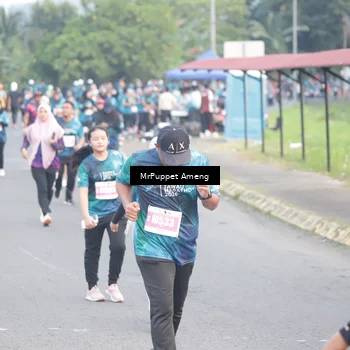 Runner Photo 4447710