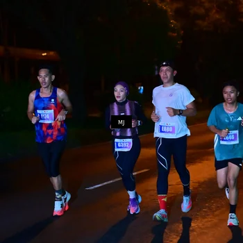 Runner Photo 4447714