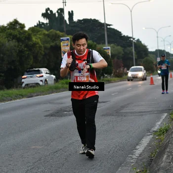 Runner Photo 4447779