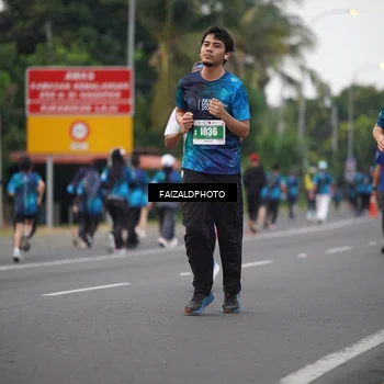Runner Photo 4447786