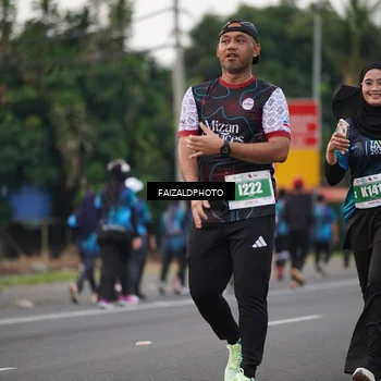 Runner Photo 4447788
