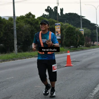 Runner Photo 4447798