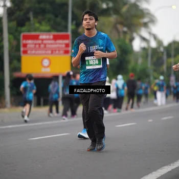 Runner Photo 4447799