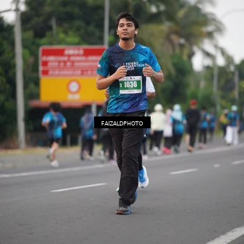 Runner Photo 4447816
