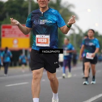 Runner Photo 4447883