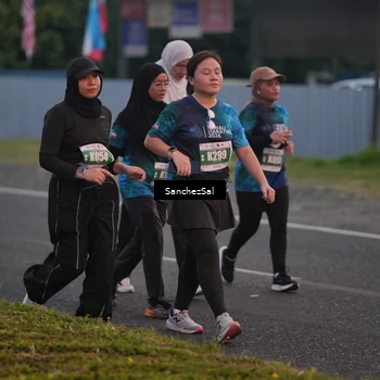 Runner Photo 4447909