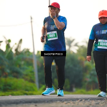 Runner Photo 4447912