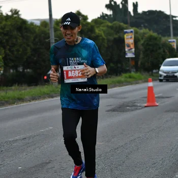 Runner Photo 4447936