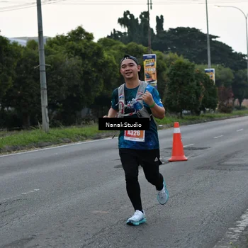 Runner Photo 4447960