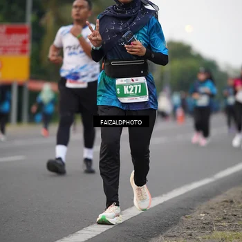 Runner Photo 4447975