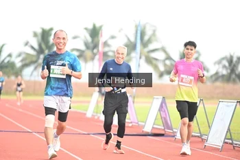 Runner Photo 4448157