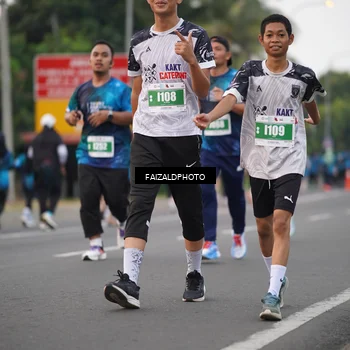 Runner Photo 4448162