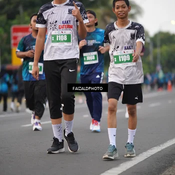 Runner Photo 4448175