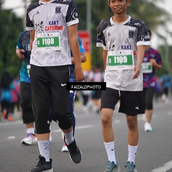 Runner Photo 4448202