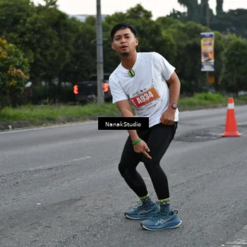 Runner Photo 4448278