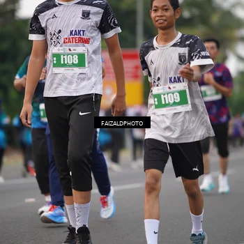 Runner Photo 4448306