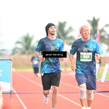 Runner Photo 4448516