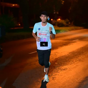 Runner Photo 4448534