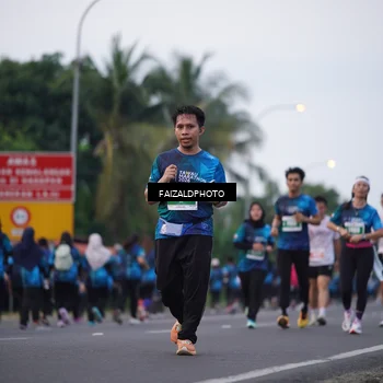 Runner Photo 4448548