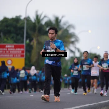 Runner Photo 4448558