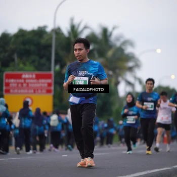 Runner Photo 4448587