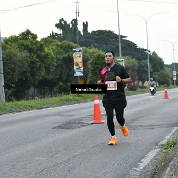 Runner Photo 4448594