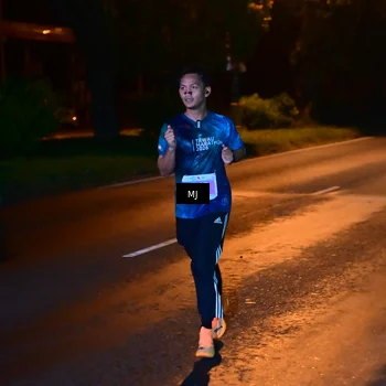 Runner Photo 4448618